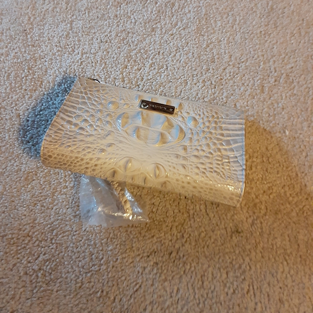 BRAHMIN M1ILLIE WRISTLET / CLUTCH